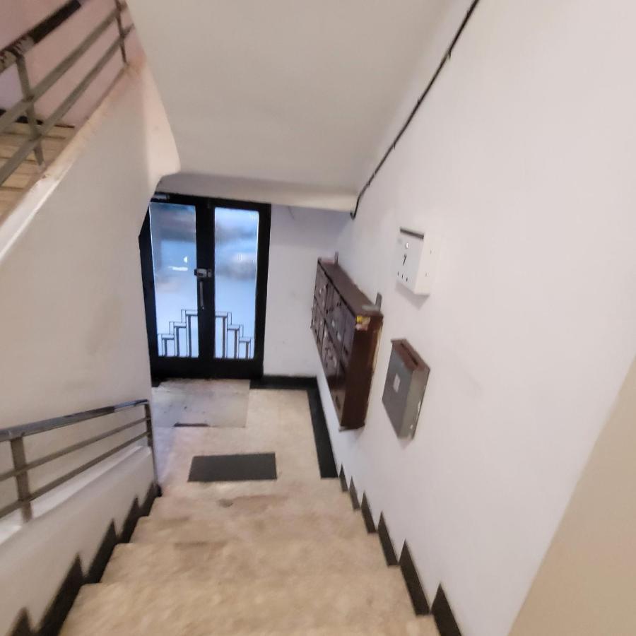 Anastasia Balcescu Apart 4 Self Check In Code From 2Pm Kitchen And Bedroom Bukares Bagian luar foto
