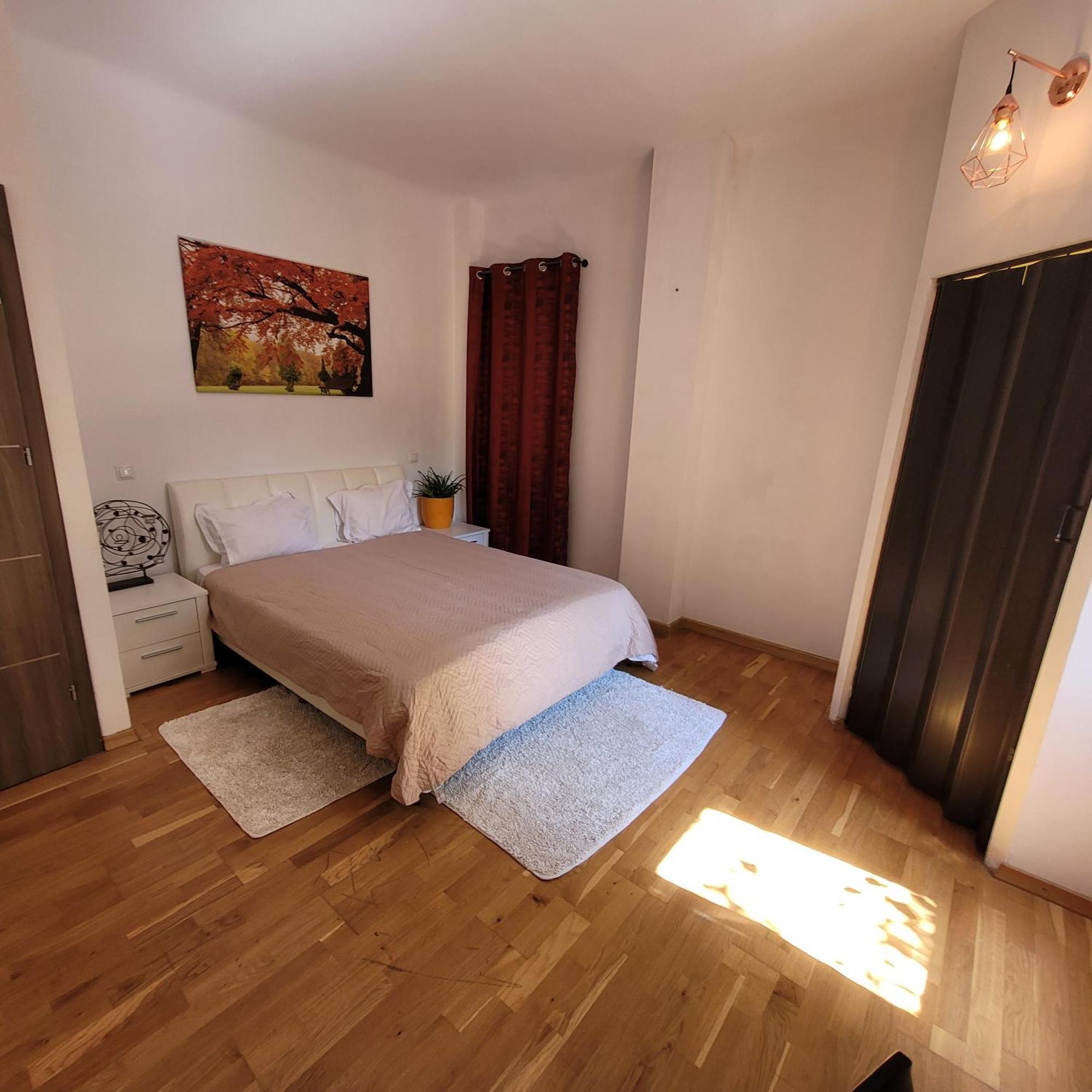 Anastasia Balcescu Apart 4 Self Check In Code From 2Pm Kitchen And Bedroom Bukares Bagian luar foto